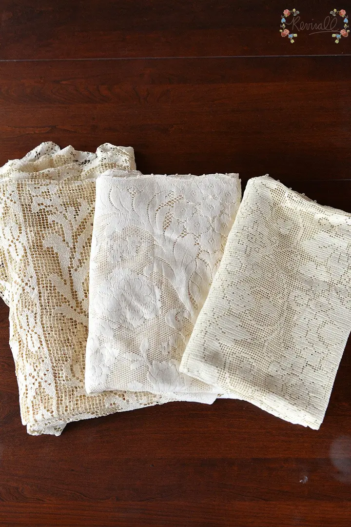 Medium Vintage Quaker Style Lace Tablecloths