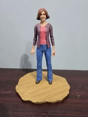 Willow From Buffy The Vampire Slayer Action Figure 2004 Diamond Select