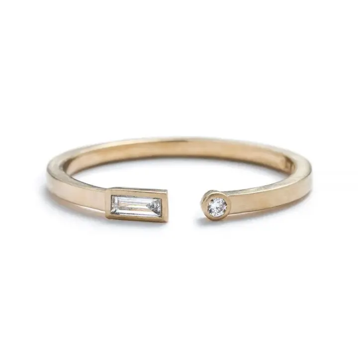 Manus ring - White Diamond