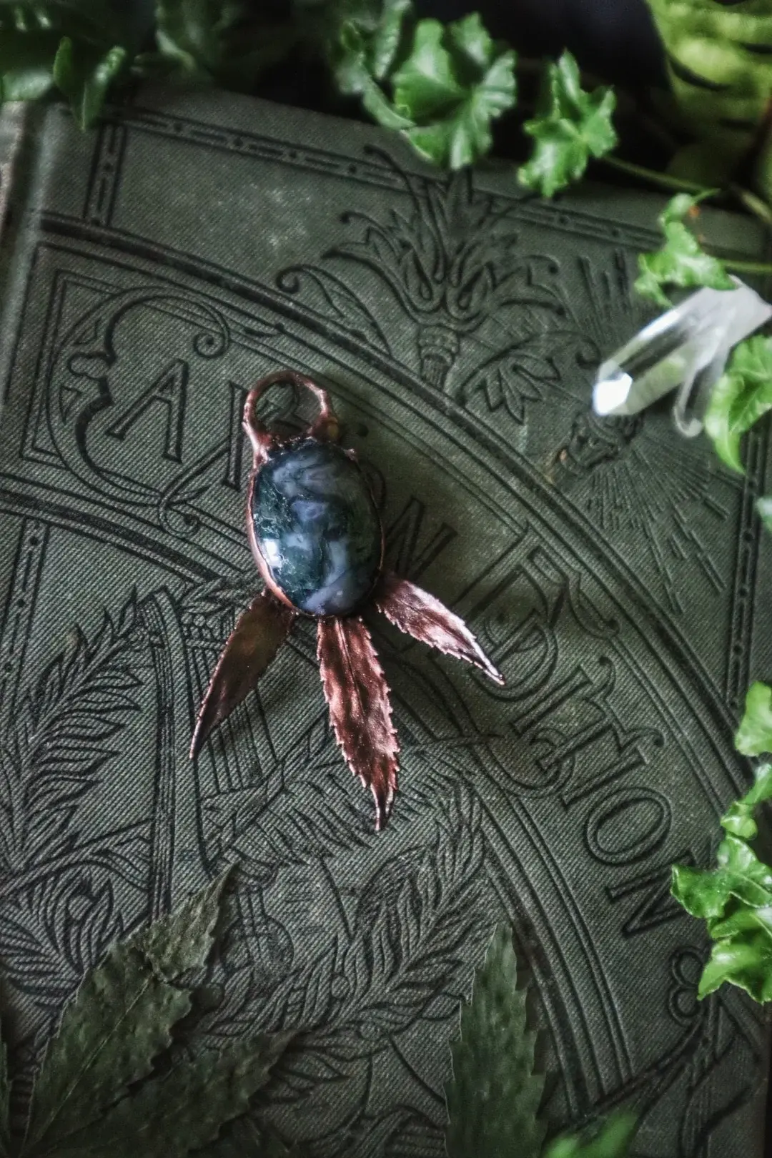 Moss Agate Pot Leaf Talisman