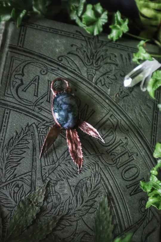 Moss Agate Pot Leaf Talisman