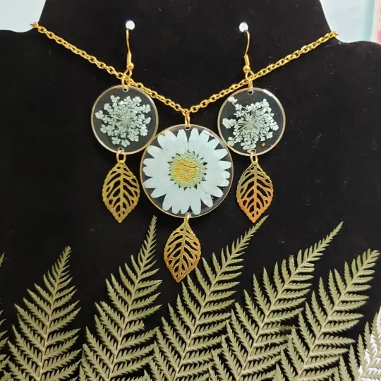 Custom circle and leaf Real Flower Earrings / necklace