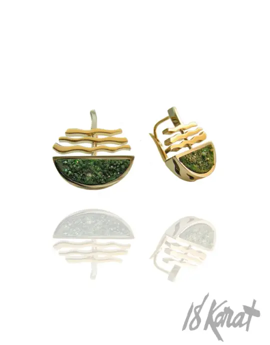 Gail's Uvarovite Earrings