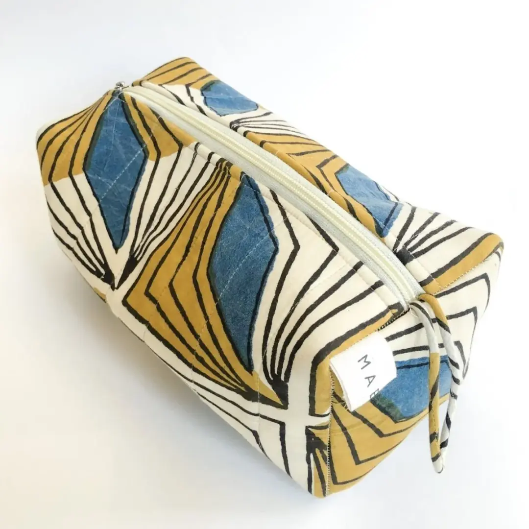 Maelu Cosmetic Bag in Hattie