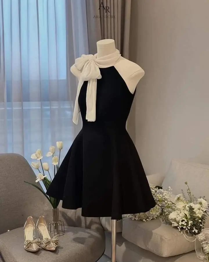 Black sleeveless round neck waist A-line slim short skirt homecoming dress R3497