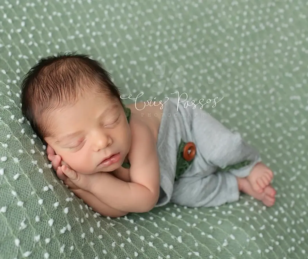 Camilla Beanbag Backdrop in green