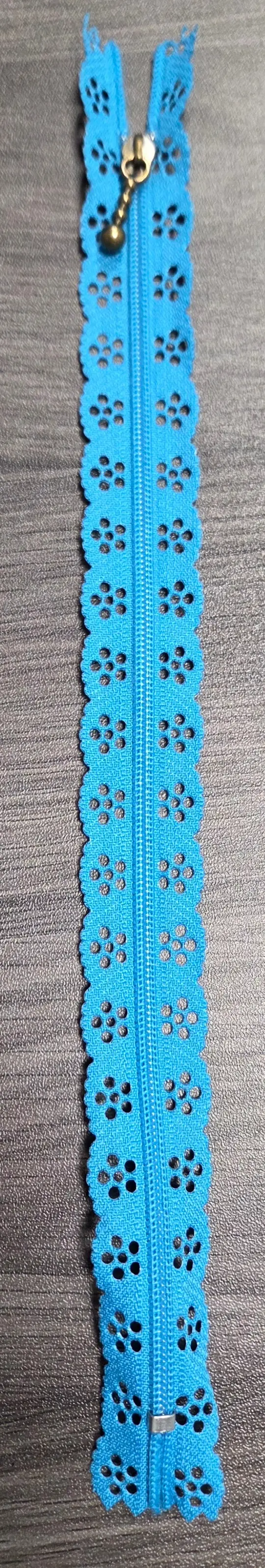 10" Lacie Zipper