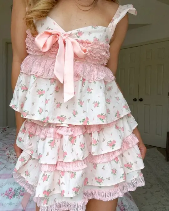 Sweet Ruffled Floral Women's Homecoming Dress White Waist Fitted Short Prom Gown Birthday Dress RS3358