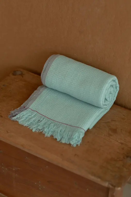 HANDWOVEN WAFFLE TOWEL - CORAL BLUE