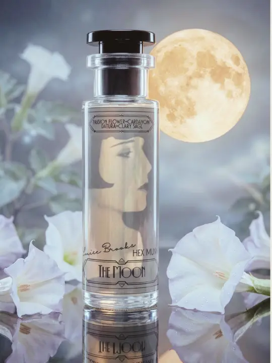 XVIII- The Moon Parfum - Hollywood Arcana