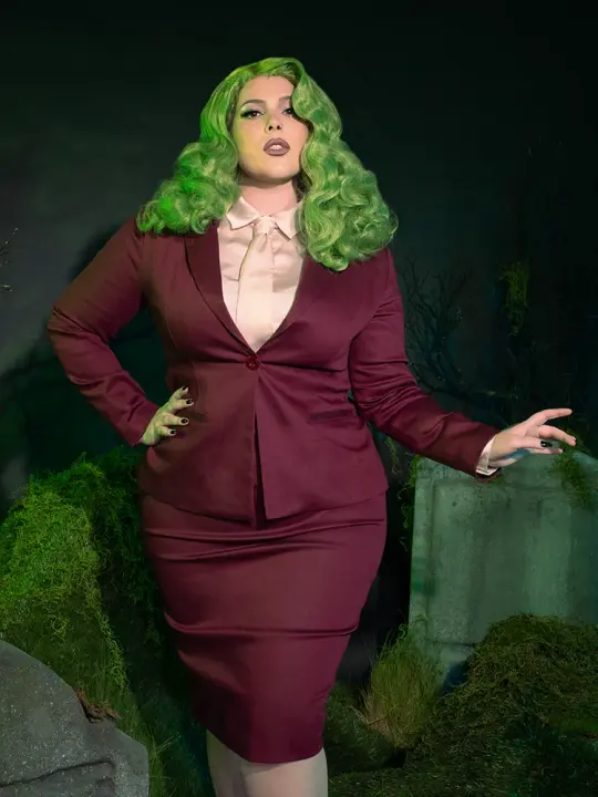 FINAL SALE - Vamp Suiting Skirt in Burgundy