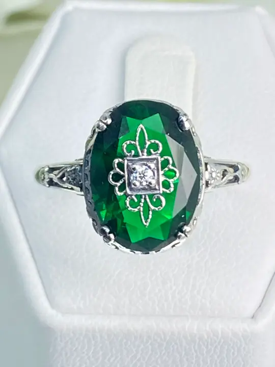 Emerald Green Ring, Sterling Silver Embellishment, Edwardian Jewelry #D70e