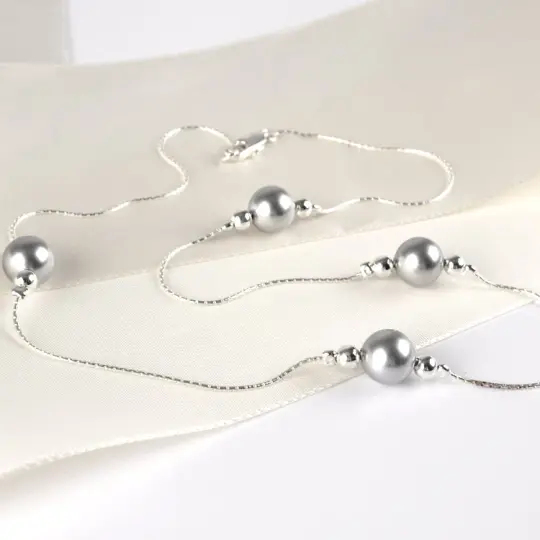 Silver Pearls Necklace