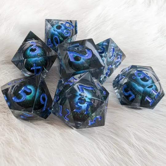 Moving Eye Liquid Core Dice Set – 7-Piece Sharp Edge Floating Eye DnD