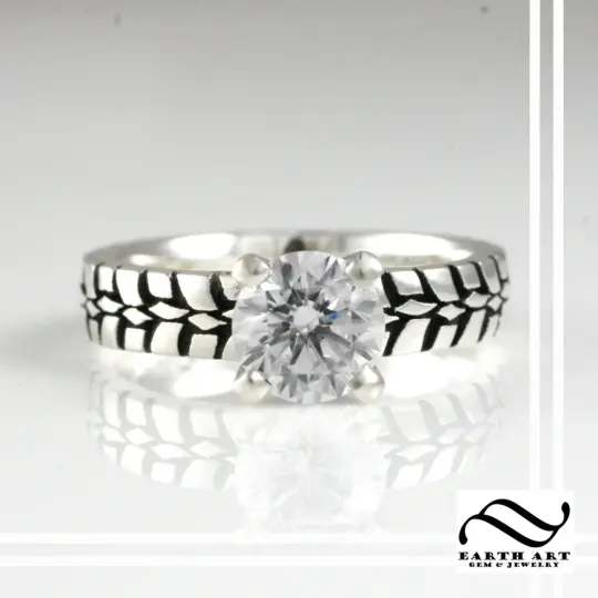 Ladies Tire Tread Solitaire Engagement Ring
