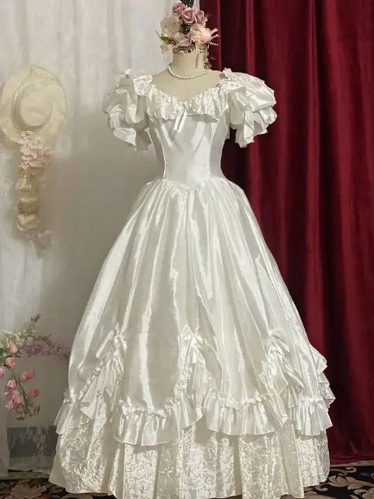 White Vintage Court-Style Satin Waist-Cinched Slim-Fit Floor-Length Ball Gown, Bridal Gown R7352