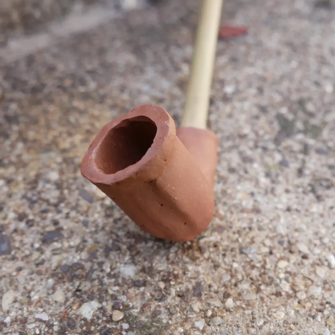 Plain Redware Pipe - Natural Reed Stem
