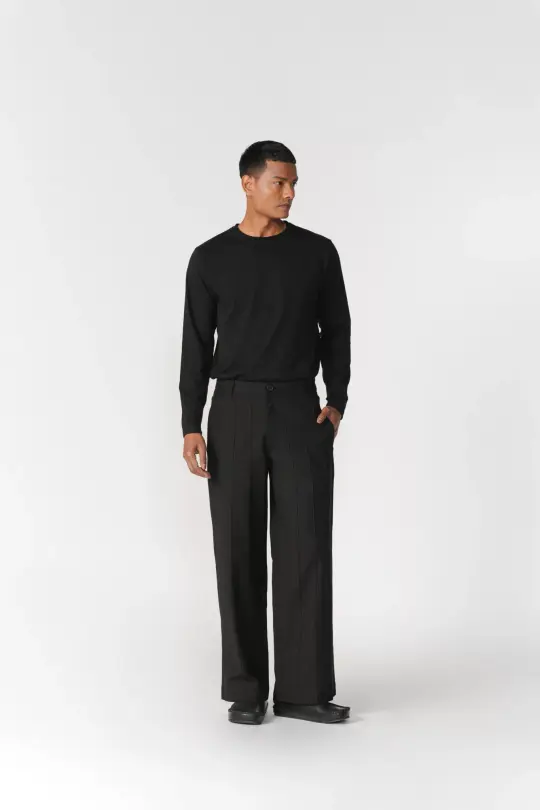 STRAIGHT LEG PIN-TUCK PANTS