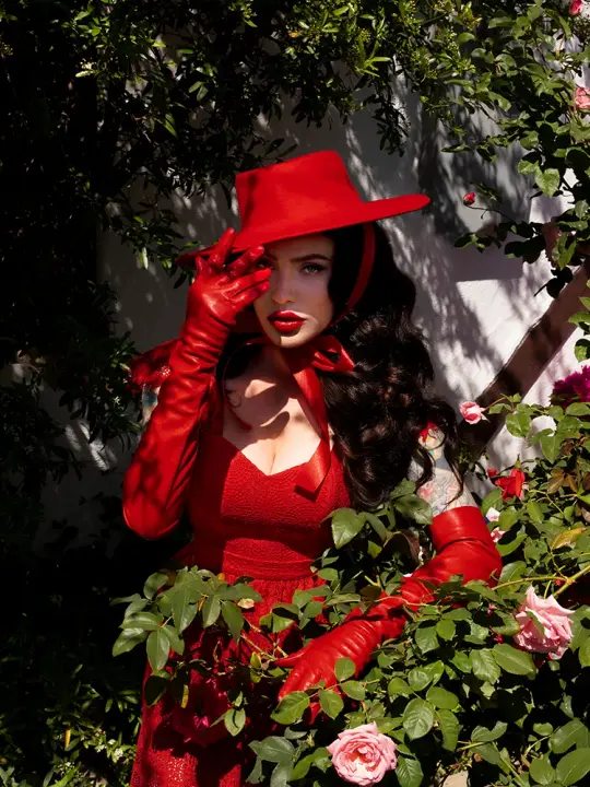Bolero Hat in Crimson