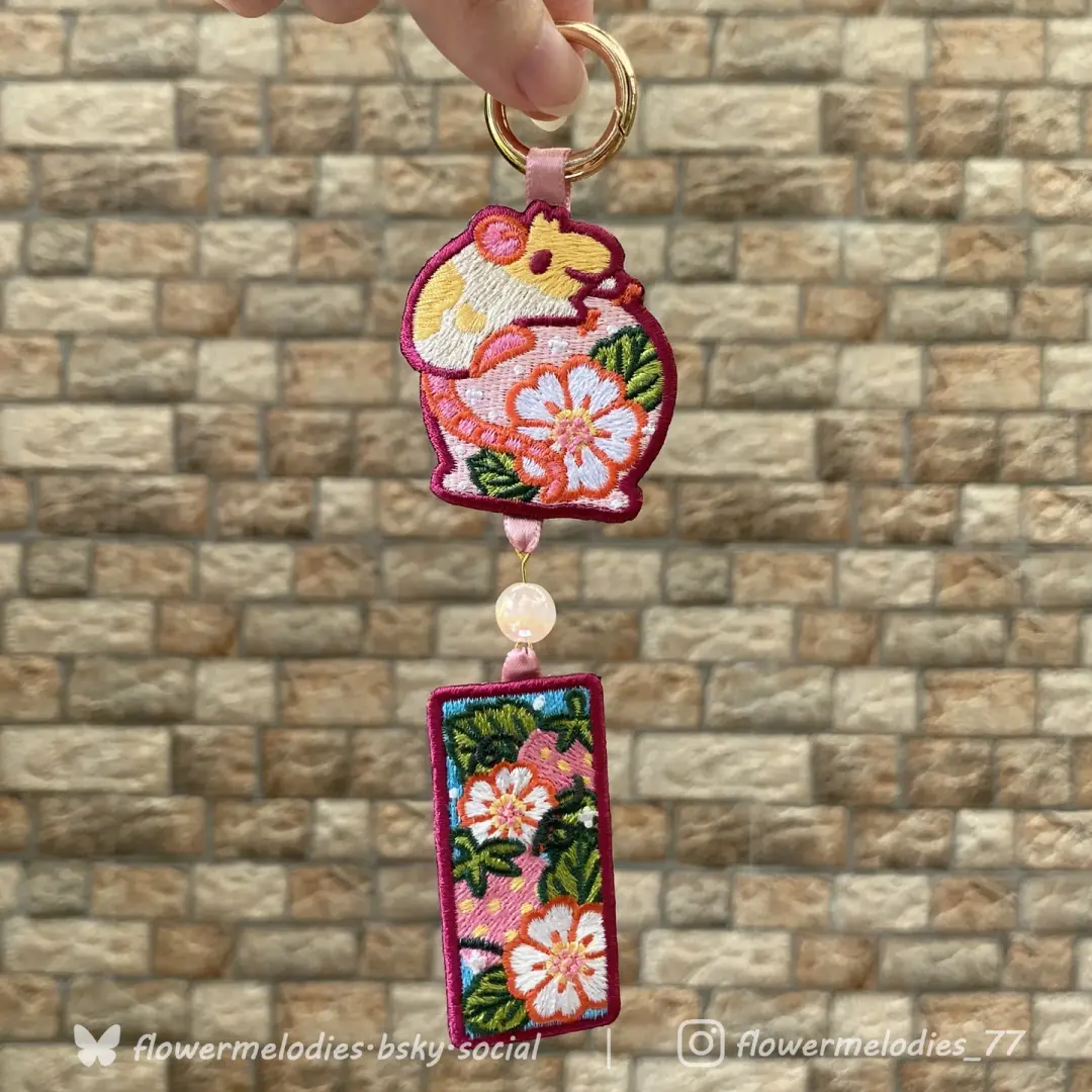Rat Windchimes Embroidery Keychain - Blossom