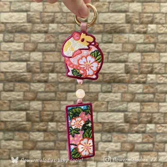 Rat Windchimes Embroidery Keychain - Blossom