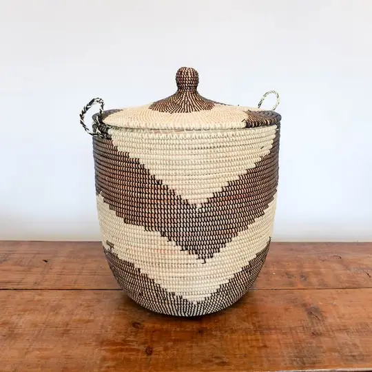 Large Lidded Senegal Basket in Natural and Brown