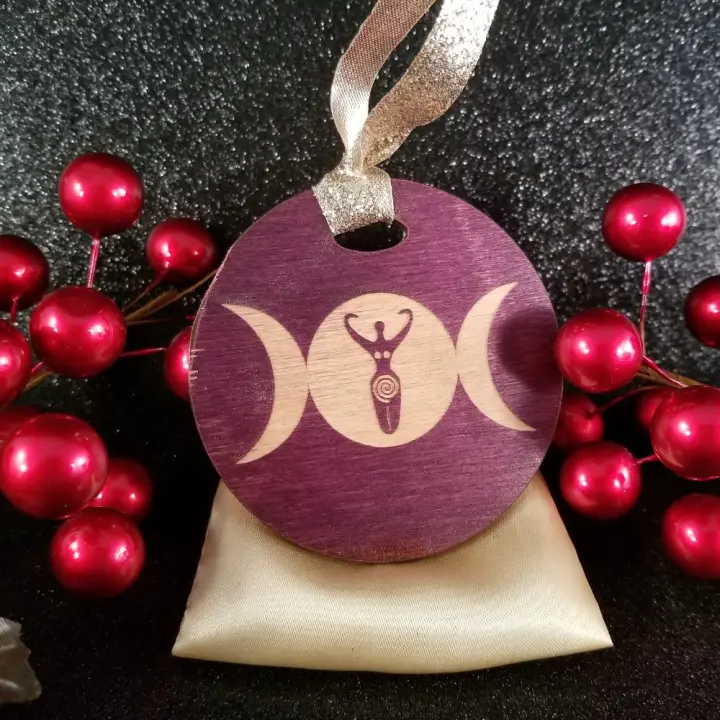 Yule Goddess Ornament