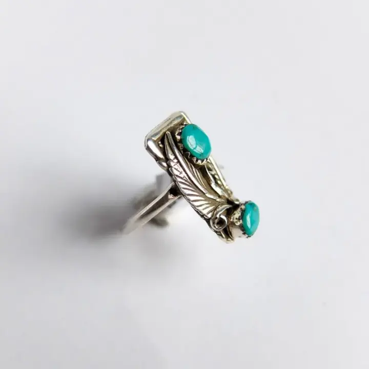 Floral Setting Rectangular Turquoise Ring Size 5