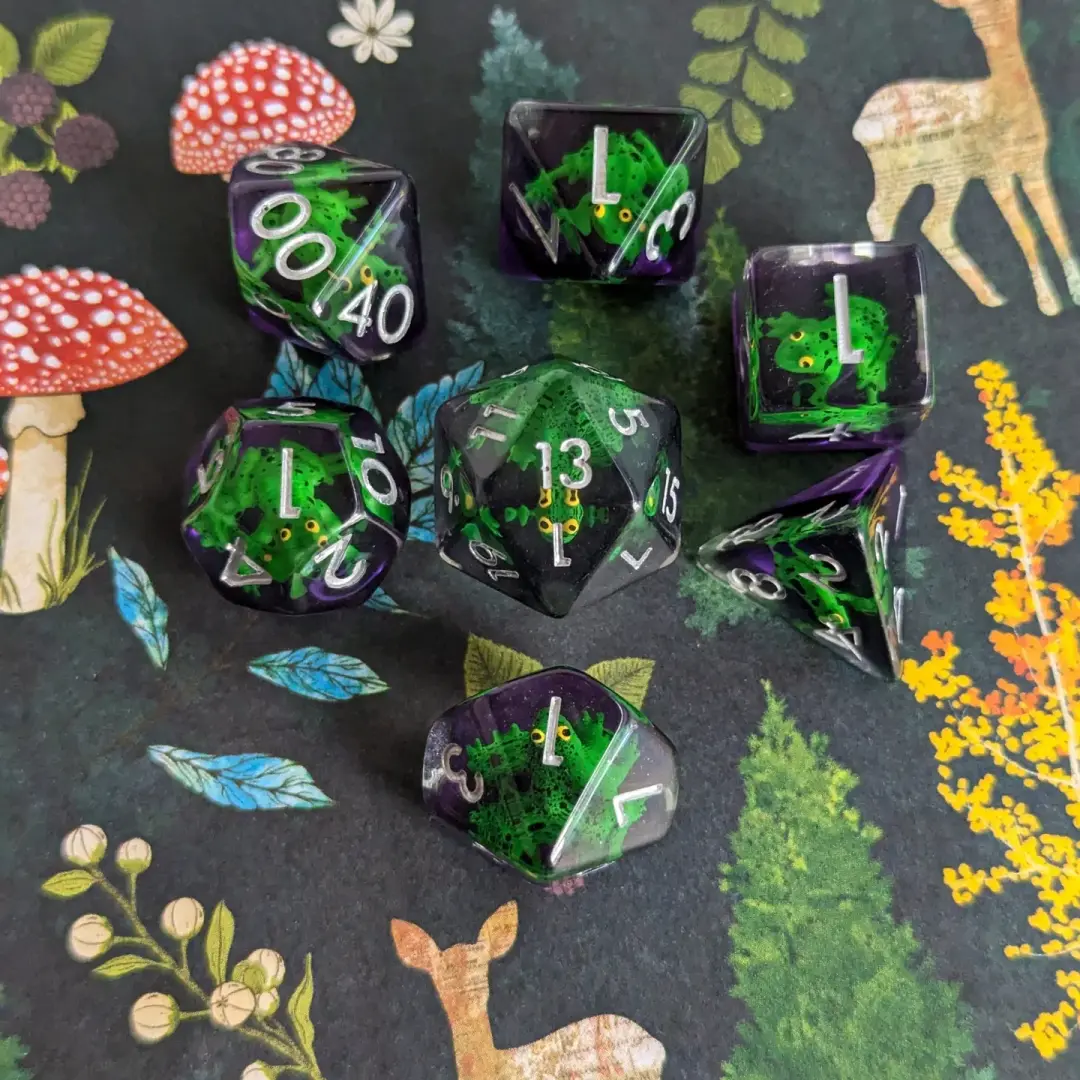 Hoppy Hauntings Frog Dice Set – 7-Piece Tiny Frog Animal DnD Dice