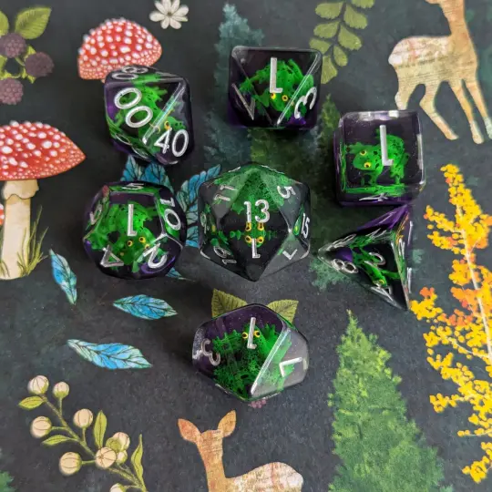 Hoppy Hauntings Frog Dice Set – 7-Piece Tiny Frog Animal DnD Dice