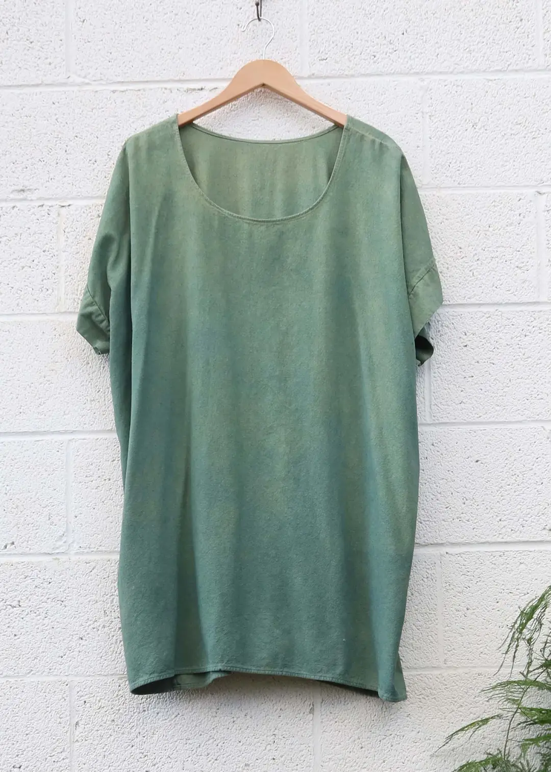 SALE - Everyday Magnolia Short Dress / Sage / 2XL-3XL / Raw Silk (140)