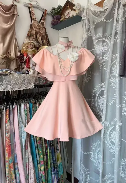 Light pink A-line short ball gown with ruffled neckline and fitted waist R7500