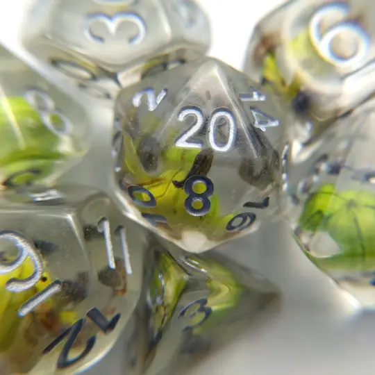 Green Flower Lavender Dice Set – 7-Piece Real Dried Flowers DnD Dice