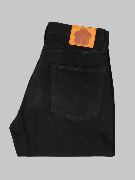 Momotaro Jeans MMJE6401 15oz #100 "Kyotomontsuki Dyed" Straight Black Jeans