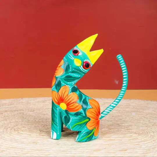 Large Hand Painted Neck Side Bend Cat Wooden Figurine