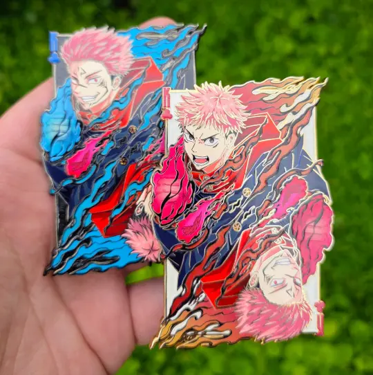 King of Clubs Pin (Pearl Card)