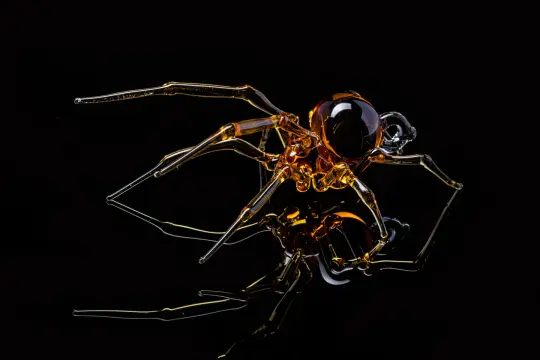 Amber Glass Spider Pendant With Transparent Legs – Unique Jewelry