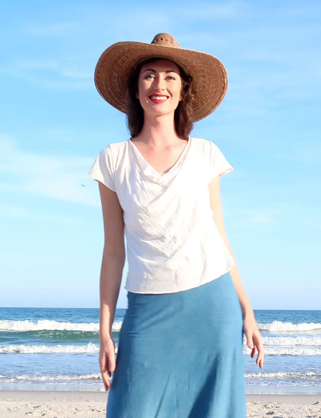 Float Neck Simplicity Cropped Shirt