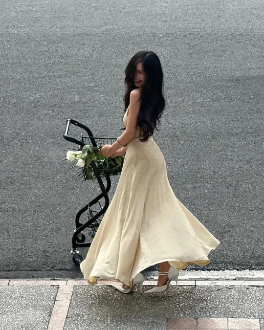 Minimalist Silky Flowy Prom Gown Pastel Yellow Women's Maxi Birthday Dress Evening Dress RS2980