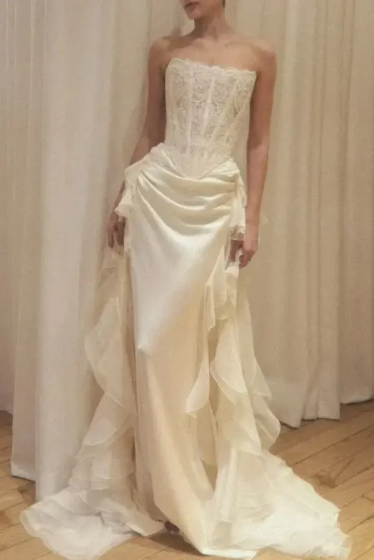 Elegant Ivory A-Line Strapless Chiffon Flowy Corset Maxi Wedding Dress RS2013