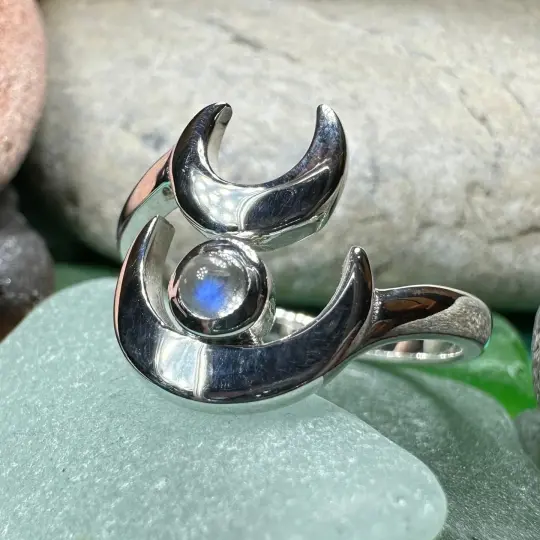 Double Crescent Moon Ring