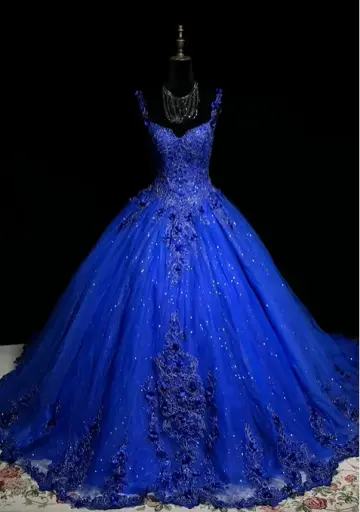 Blue halter-neck fitted dress with a full skirt, elegant princess ball gown R8676