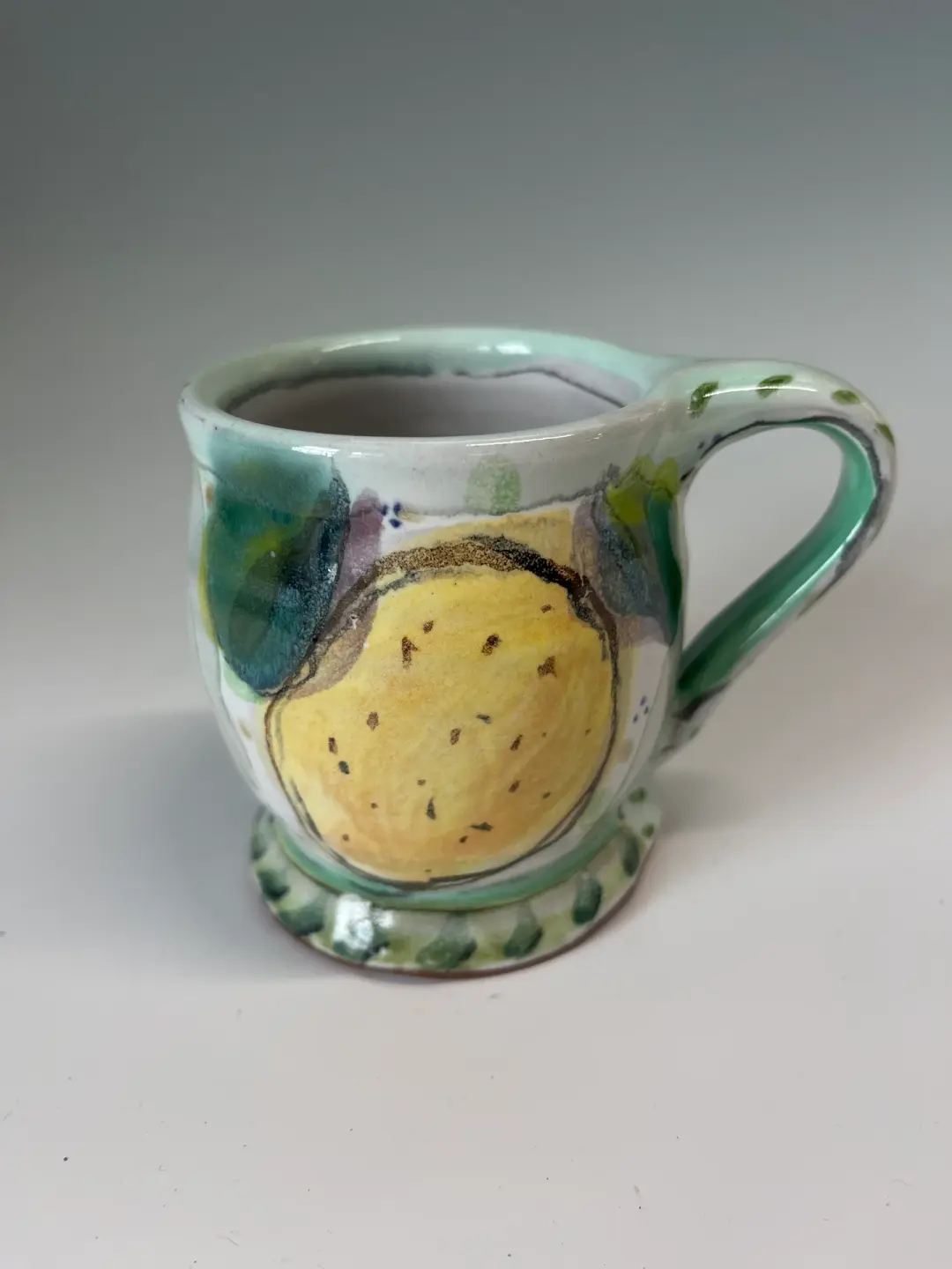 Small mug with lemons B.