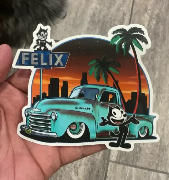 Félix downtown