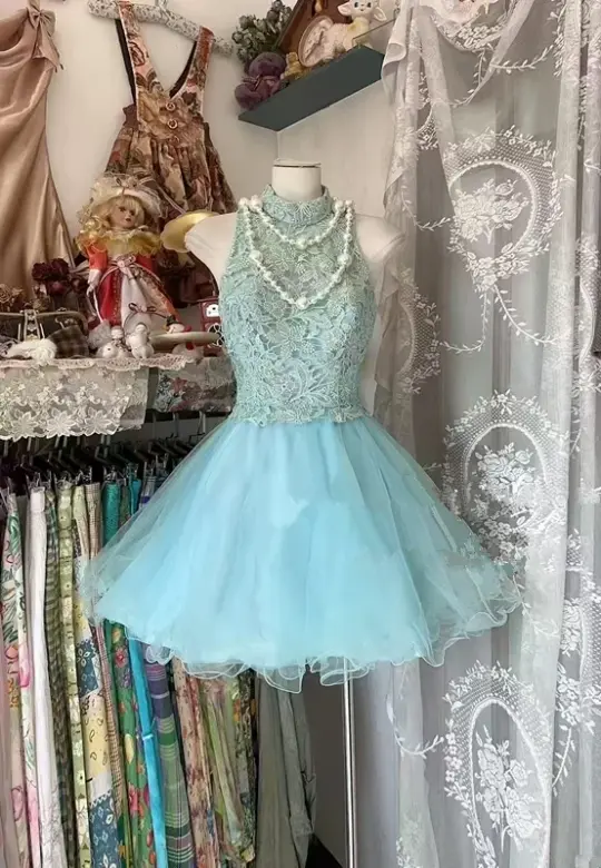 Light blue halter neck sleeveless fitted waist short ball gown R7445