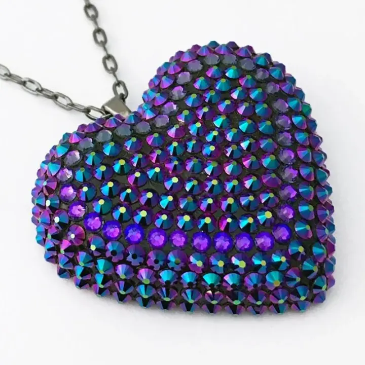 Pavéd Heart Necklace | Intergalactic