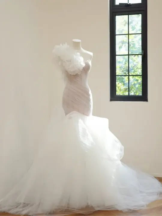 Light pink strapless fitted waist bodycon dress with sexy white skirt sexy ball gown/bridal gown R8502