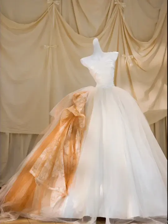 White tube top waist slim stitching yellow puffy skirt long dress bridal dress R5836