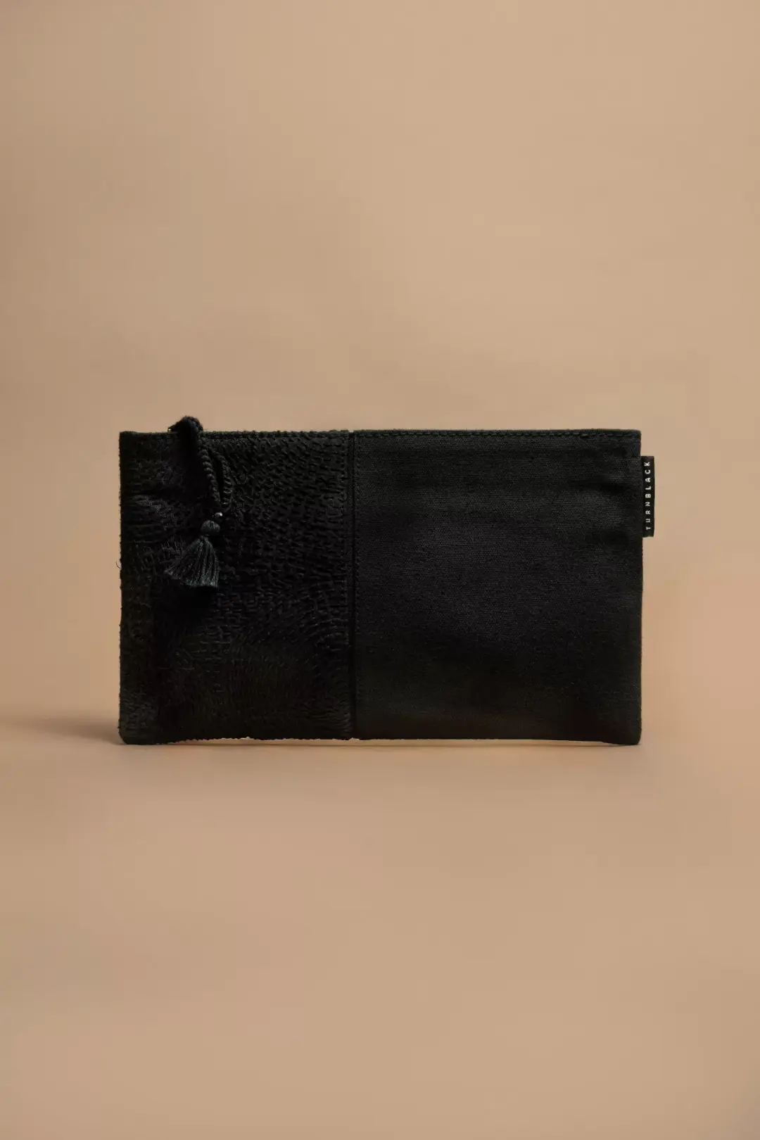 VERTICAL PANEL KANTHA POUCH