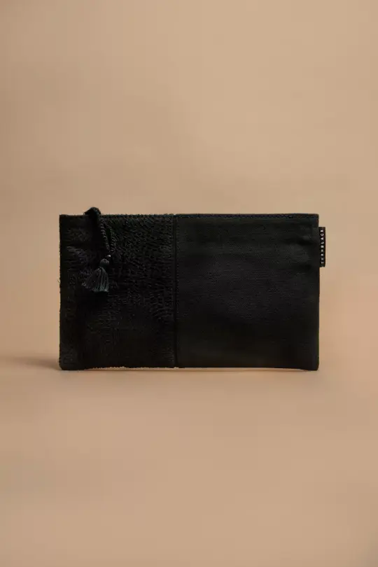 VERTICAL PANEL KANTHA POUCH